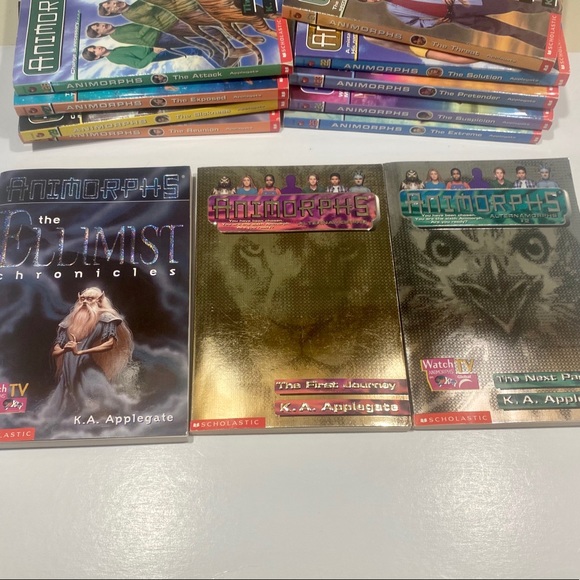 Set of 12 Animorphs Books Young Adult Fantasy YA Novels Bundle Bulk Series - Picture 7 of 9